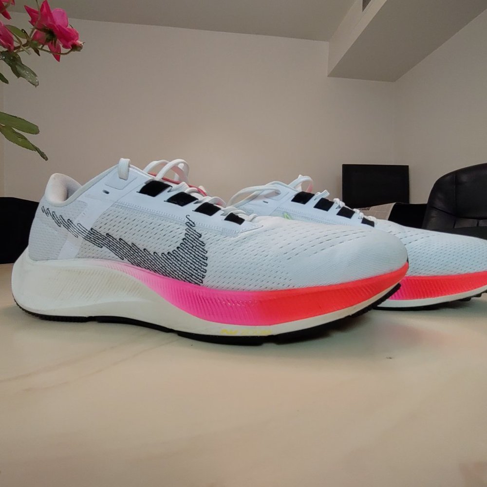Size 11 - Men's Nike Air Zoom Pegasus 38 Running Shoes